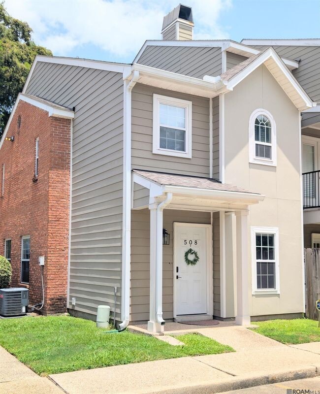 Building Photo - 141 E Boyd Dr