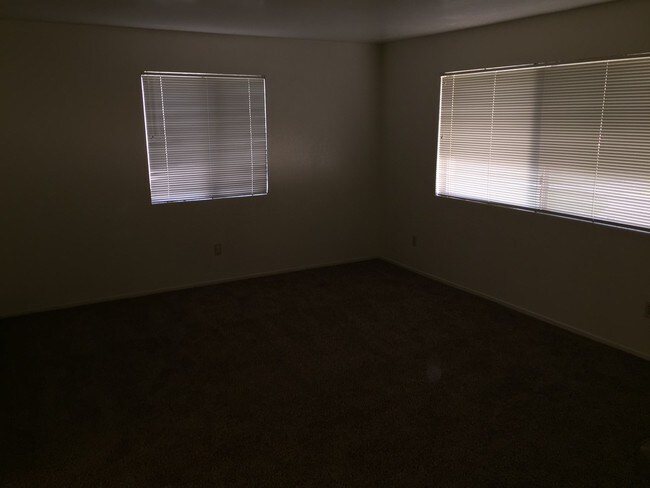 Foto del edificio - 6304 Castleford St