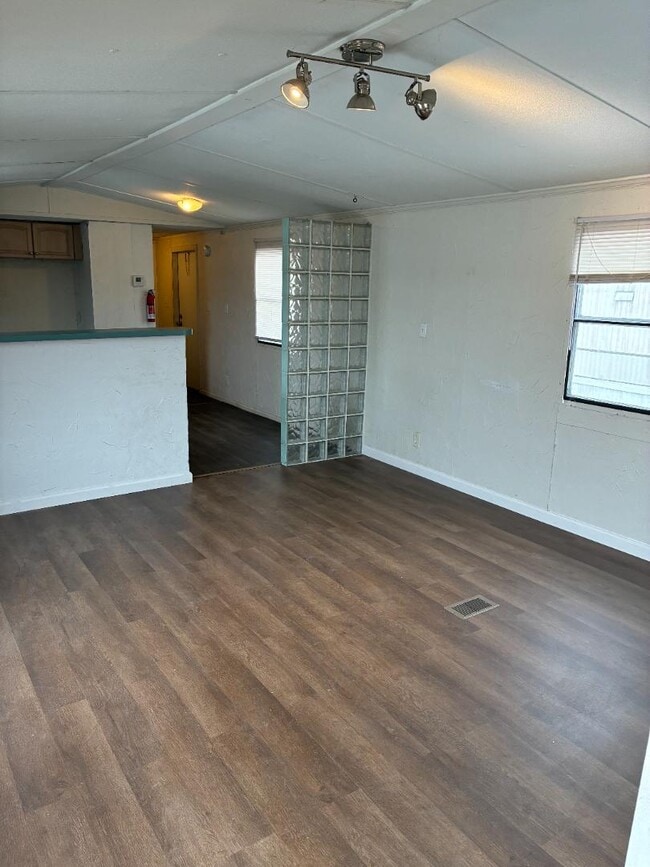 Building Photo - 2326 Sandy Ridge Dr