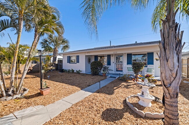 Photo - 3038 58th St S House