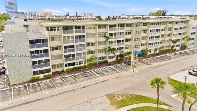 Foto del edificio - 330 SE 2nd St