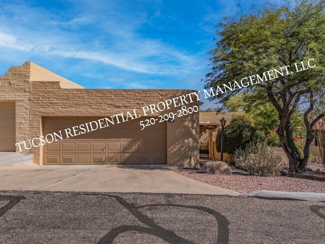Building Photo - 5084 N Camino Del Lazo