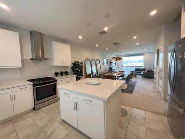 Building Photo - 2711 Via Avella