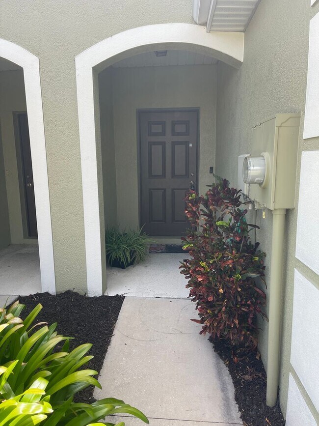 Foto del edificio - 20424 Needletree Dr Tampa, FL 33647