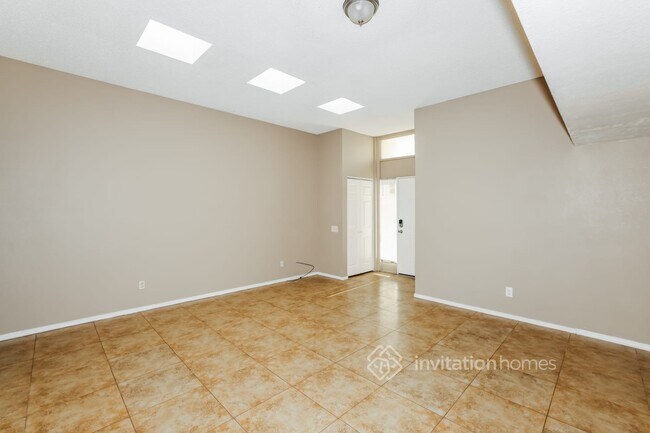 Foto del edificio - 11176 N 82nd Ln