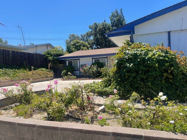 Foto del edificio - Beautiful 3 Bedroom, 2 Bathroom Home in Rancho Palos Verdes – Available in April!