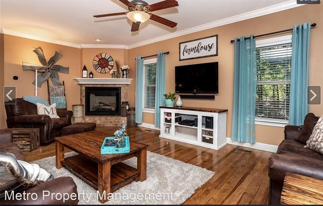 Building Photo - 3 br, 2 bath House - 7 Crosshill Cir.