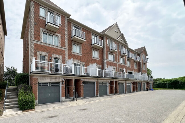 Building Photo - 65 Cooperage Ln