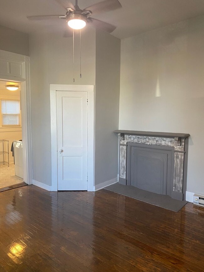 Building Photo - 1516 Highland Ave