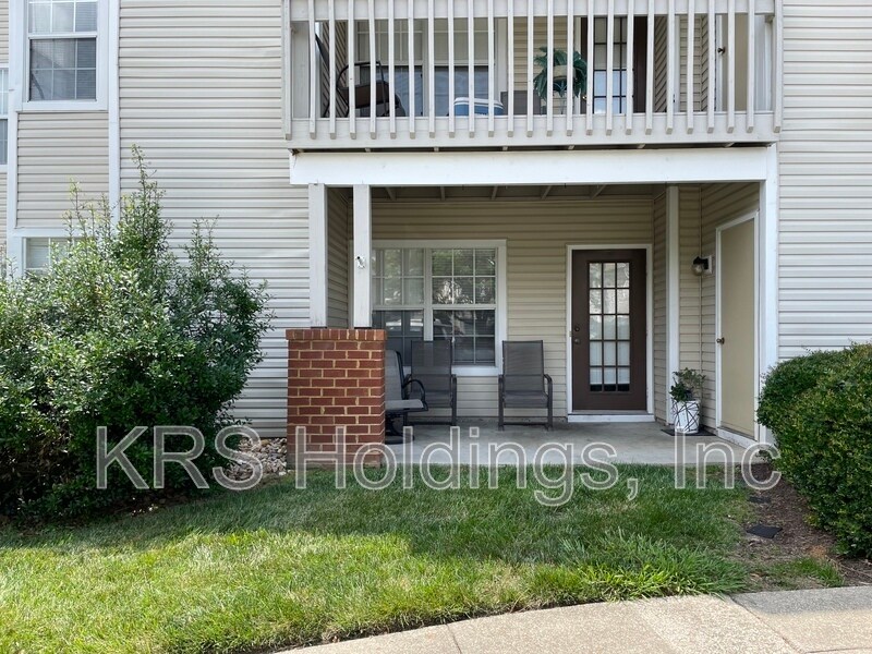 Building Photo - 100 Windsor Ln