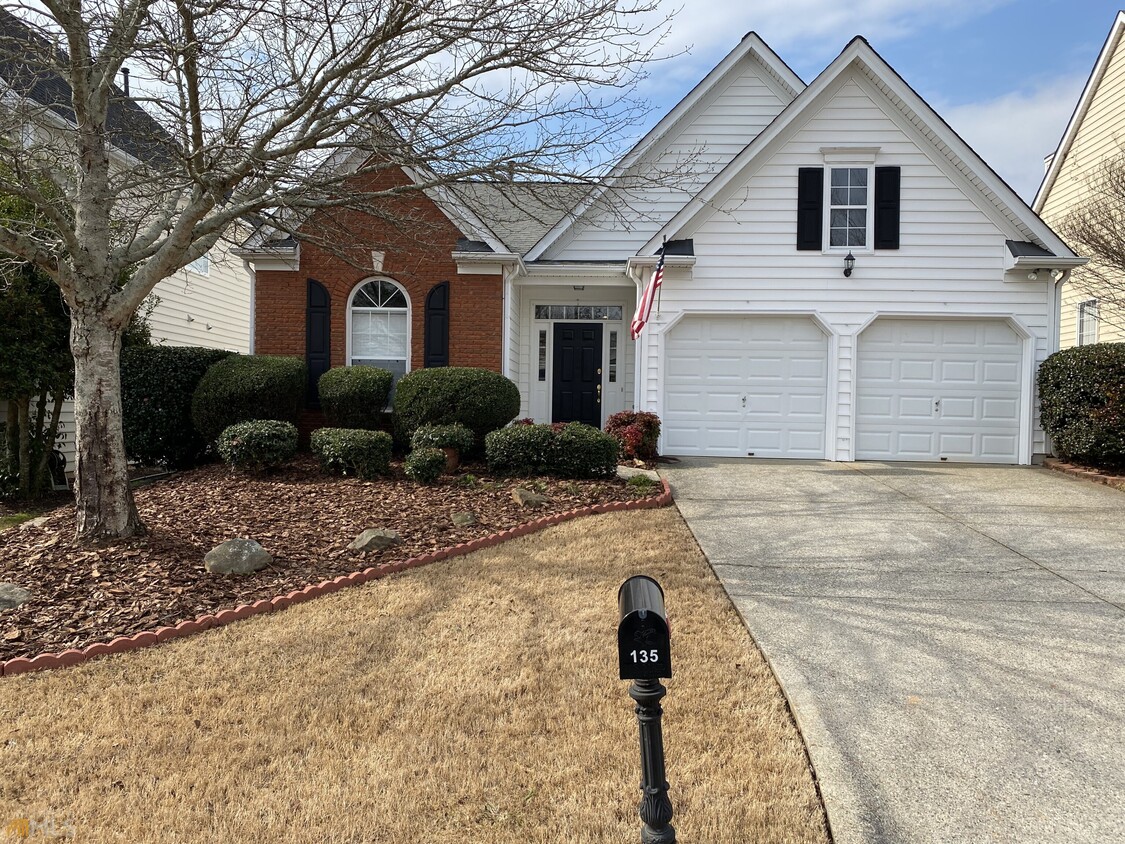 Foto principal - 135 Aven Ct