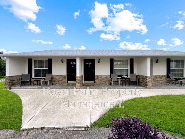 Foto del edificio - 11594 First Ave