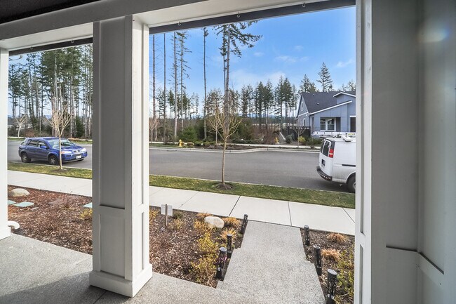 Building Photo - 33259 Evergreen Ave SE