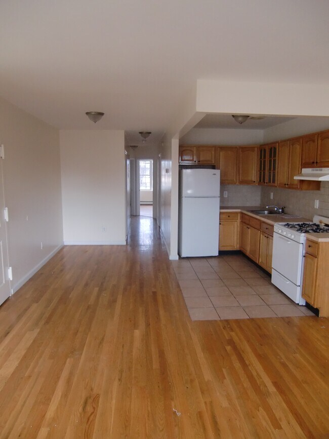 Foto del edificio - 2111 Dix Ave