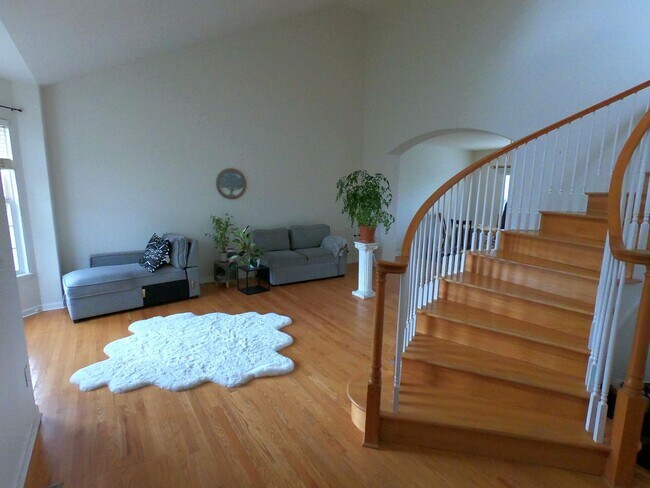 Foto del edificio - Beautiful 4 bedroom home with 3 car garage!