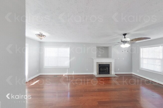Building Photo - 1612 Silver Ridge Ct