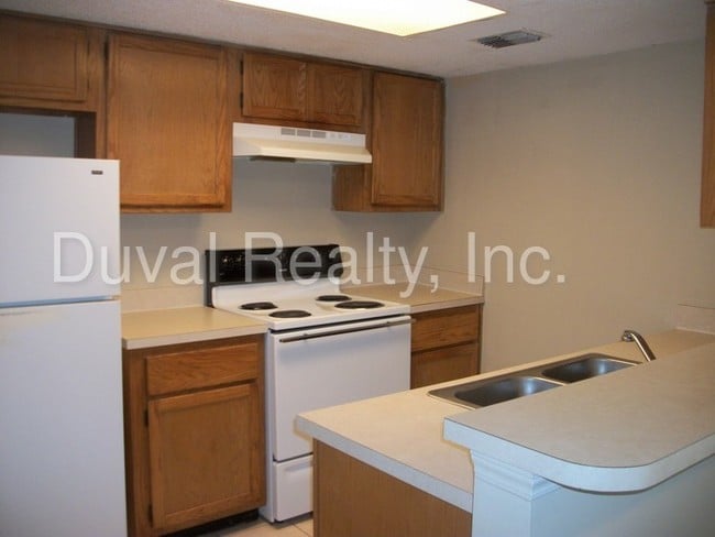 Building Photo - 4344 Melissa Ct W