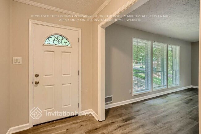 Foto del edificio - 381 Shelton Woods Ct