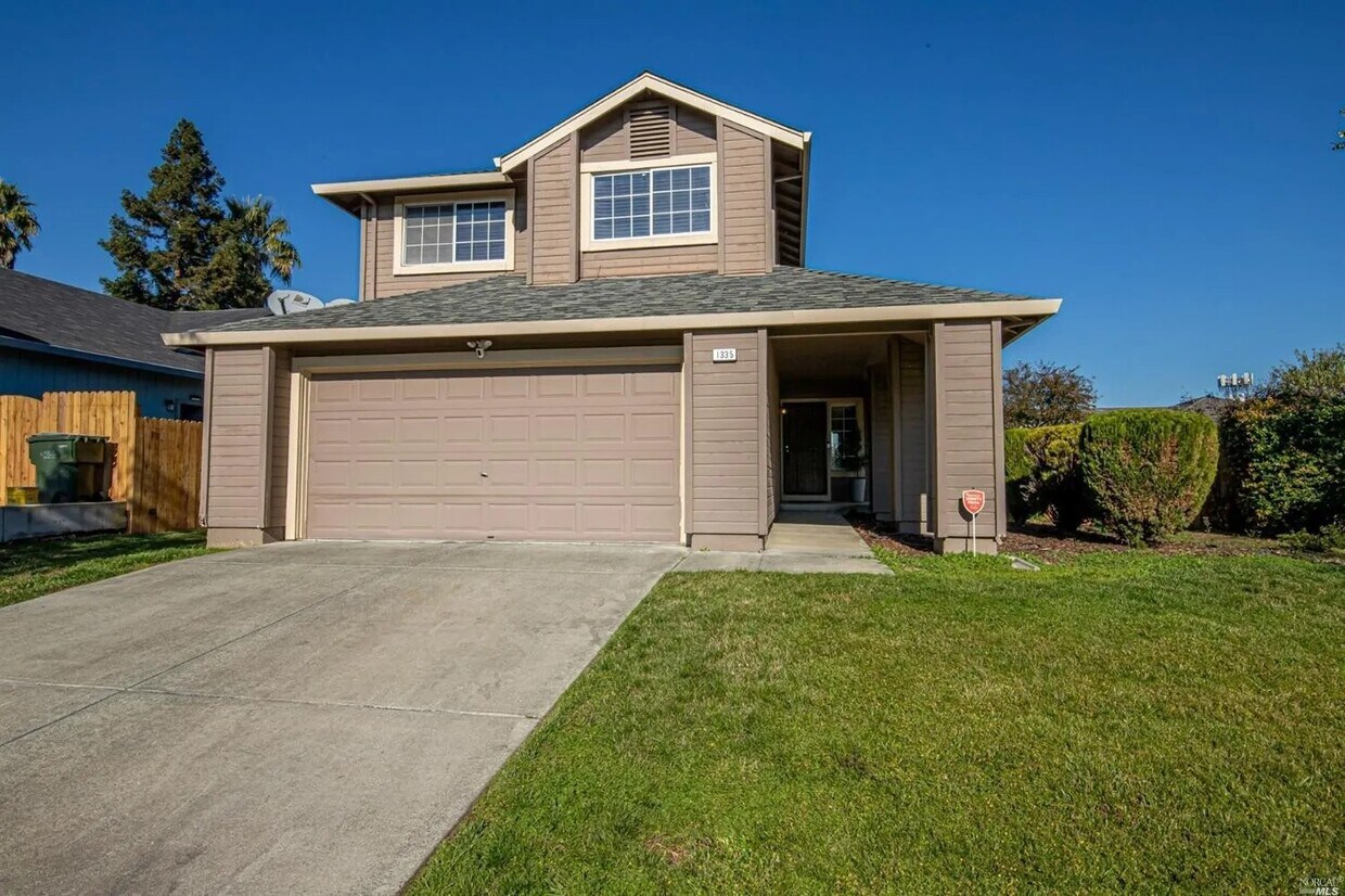 Foto principal - 1335 Phillip Way