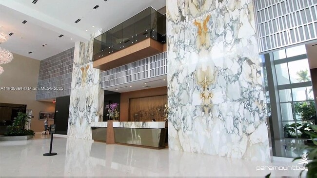 Foto del edificio - 2020 N Bayshore Dr