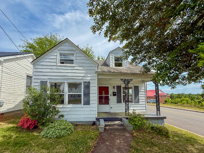 Building Photo - 301 Ragland St