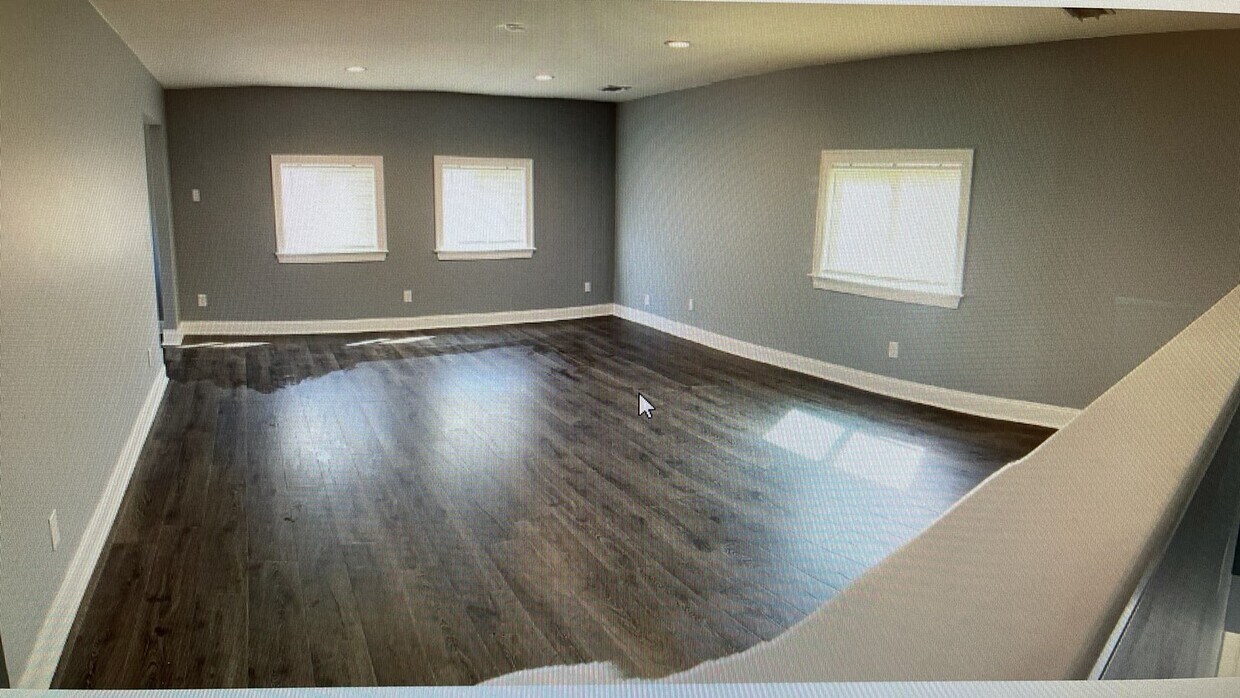 main living room - 5 Pamela Ln
