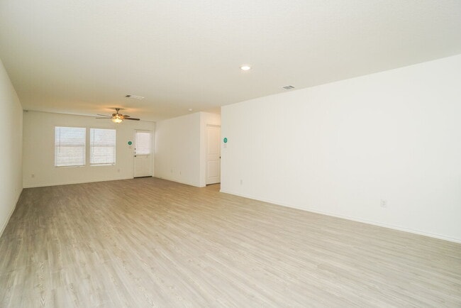 Building Photo - 14735 Brandy Brk