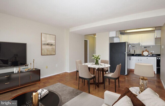 Foto del edificio - 1301 Delaware Ave SW