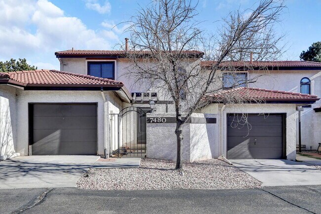 Foto del edificio - 7480 Alameda Ct