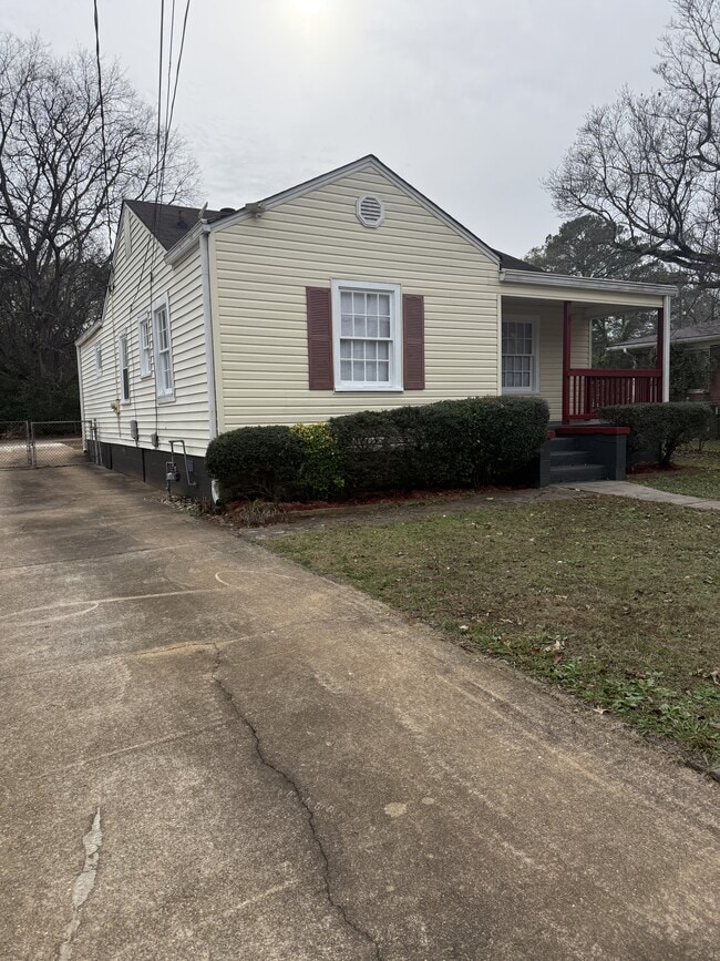 Building Photo - 505 Sunrise Blvd