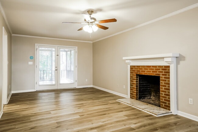 Foto del edificio - 8821 Juaquin Ln