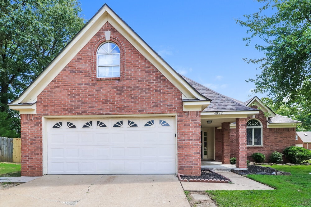Foto principal - 4092 Hidden Fern Ln N