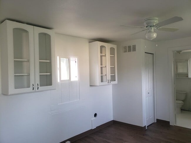 Foto del edificio - 2209 Baystate Ave