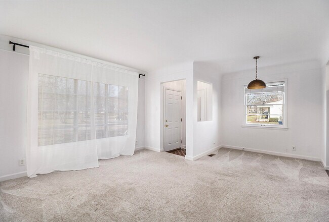 Foto del edificio - 4526 Cooper Ave