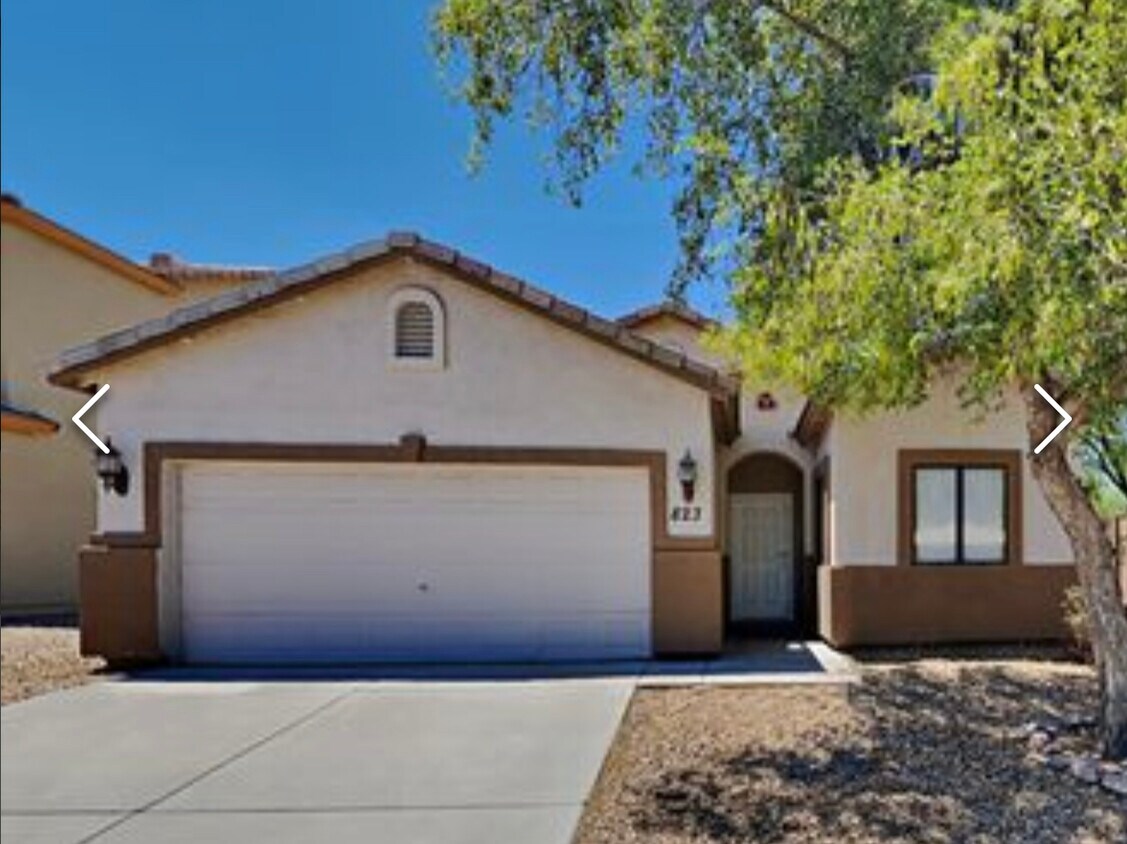 823 W St Anne Ave, Phoenix, AZ 85041 House for Rent in Phoenix, AZ