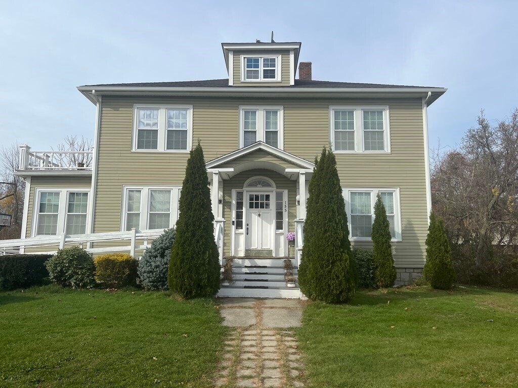 155 Plantation St Unit 2, Worcester, MA 01604 Apartment for Rent in