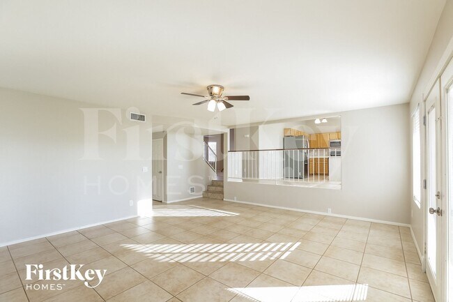 Building Photo - 8735 W Sierra Vista Dr