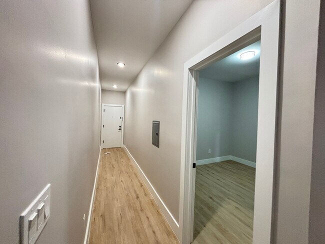 Foto del edificio - 5008 Palisade Ave