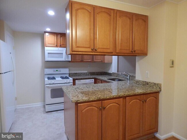 Foto del edificio - 5922 Williamsburg Rd