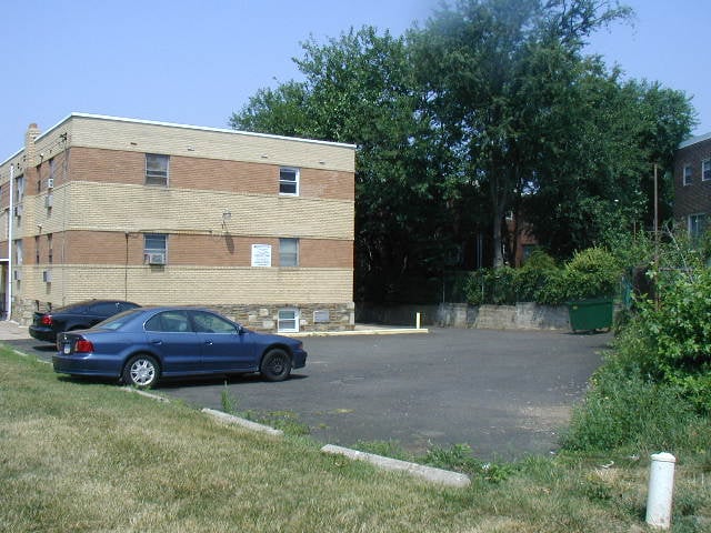 Building Photo - 7827 - 7829 Langdon St