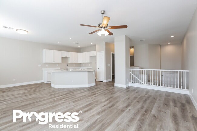 Building Photo - 6375 Hamilton Grove Ave