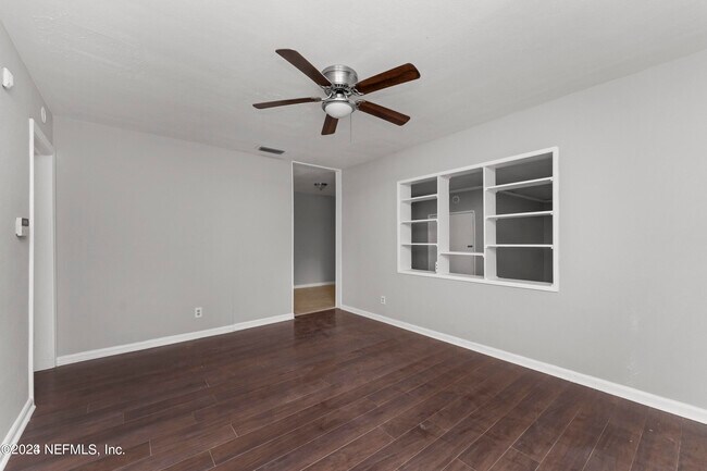 Building Photo - 6171 Cedar Hills Blvd