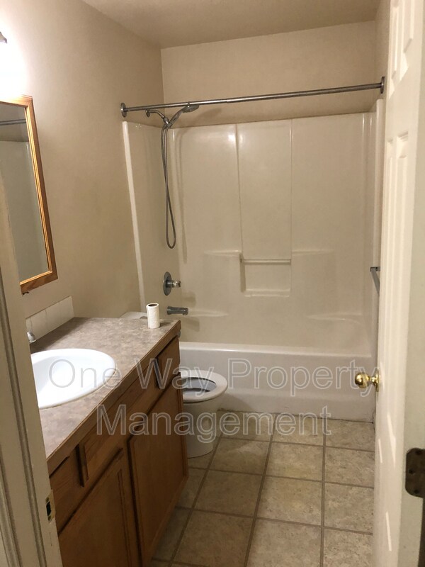 Foto del edificio - 205 E 21st Street Rd