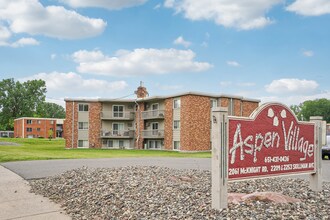 11-print-McKnight Rd N-1705-005.jpg - Aspen Village
