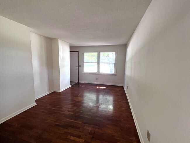 Fotografía del edificio - 2213 Philo Rd