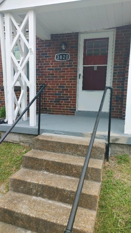 Building Photo - 3820 Lawler Dr