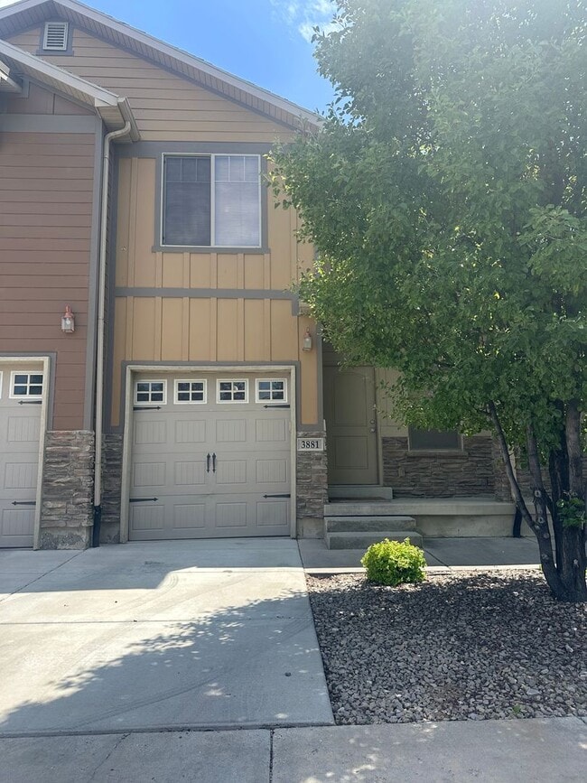 Building Photo - Beautiful South Jordan Home!!!