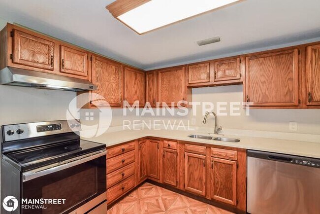 Building Photo - 806 W ARIZONA AVE, DELAND, FL 32720