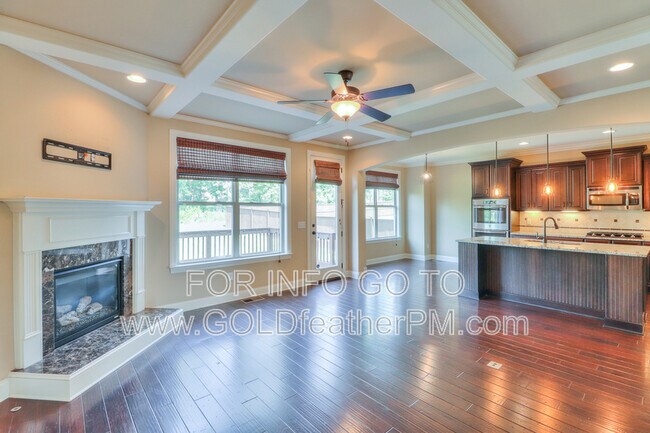 Foto del edificio - 5316 Highland Pl Way