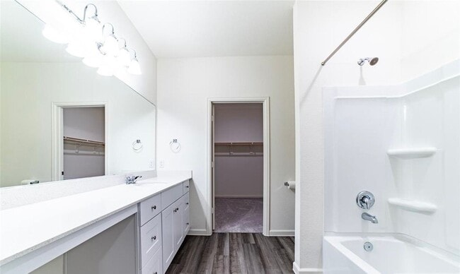 Building Photo - 4815 Highland Spgs Dr